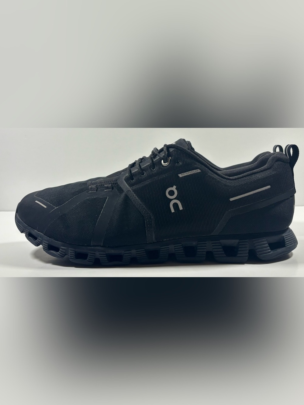 On Cloud 5 Waterproof Mens Size 13 Triple Black Running Shoes EUC